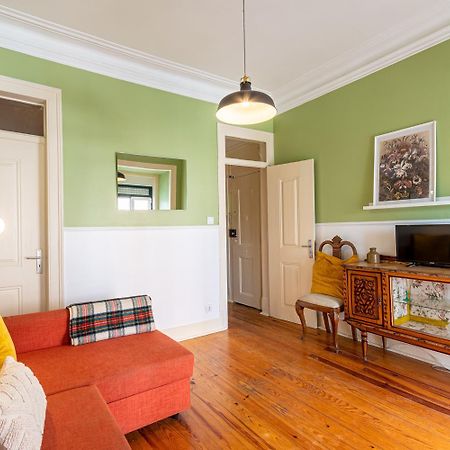 Spacious Apartment With Terrace At Graca Lisboa Екстериор снимка